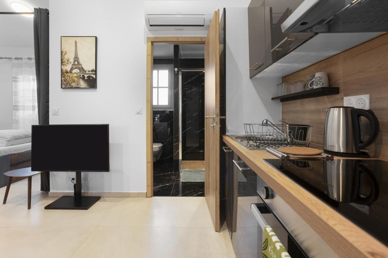 Studio 2 Proche Centre - Parking * Frejus