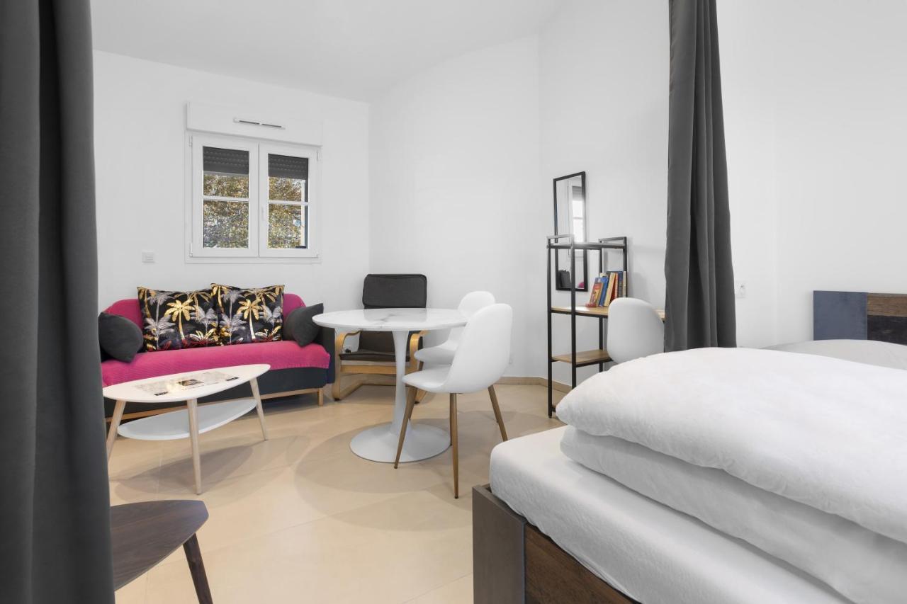 Studio 2 Proche Centre - Parking * Frejus