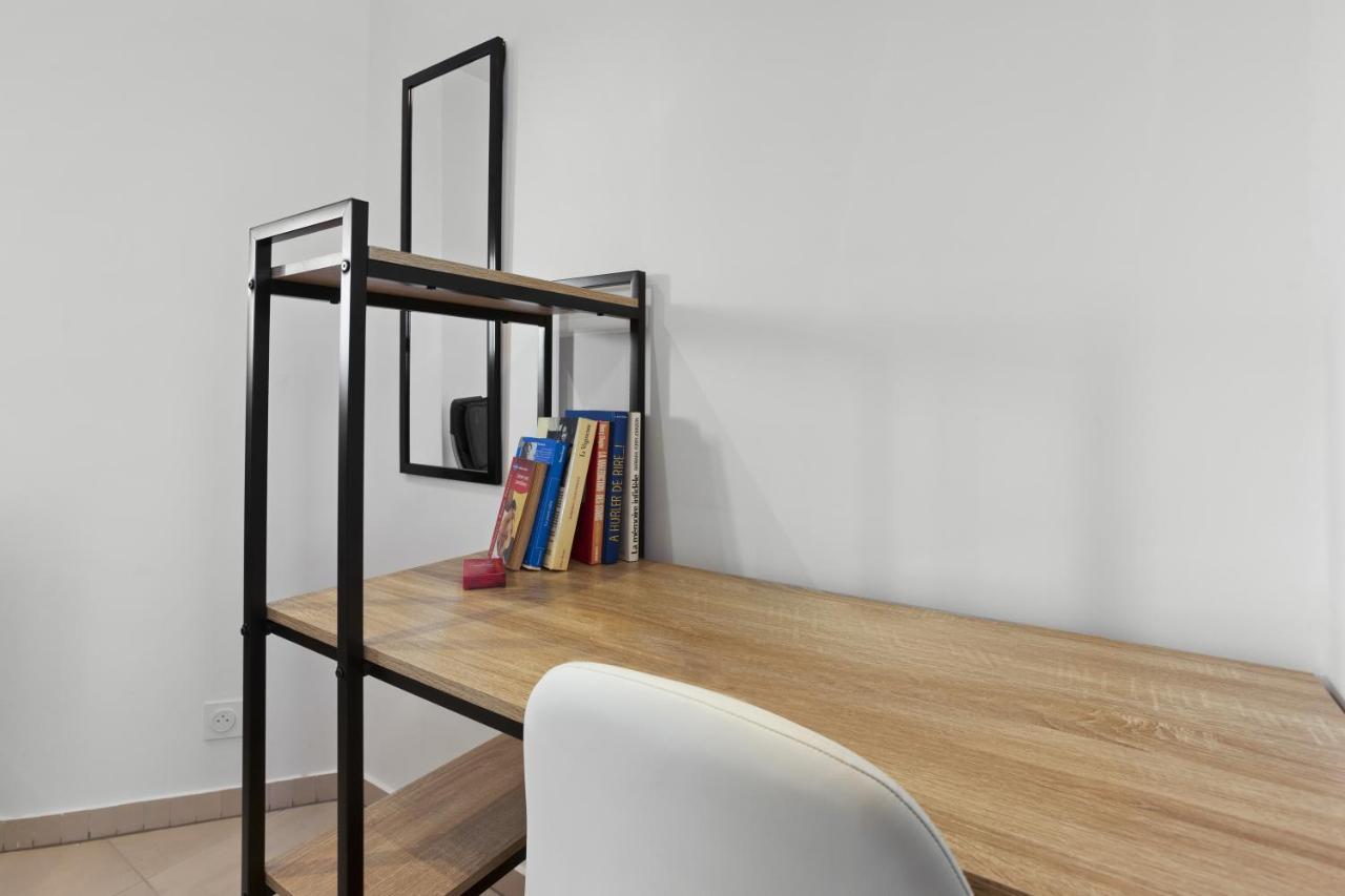 Studio 2 Proche Centre - Parking * Frejus